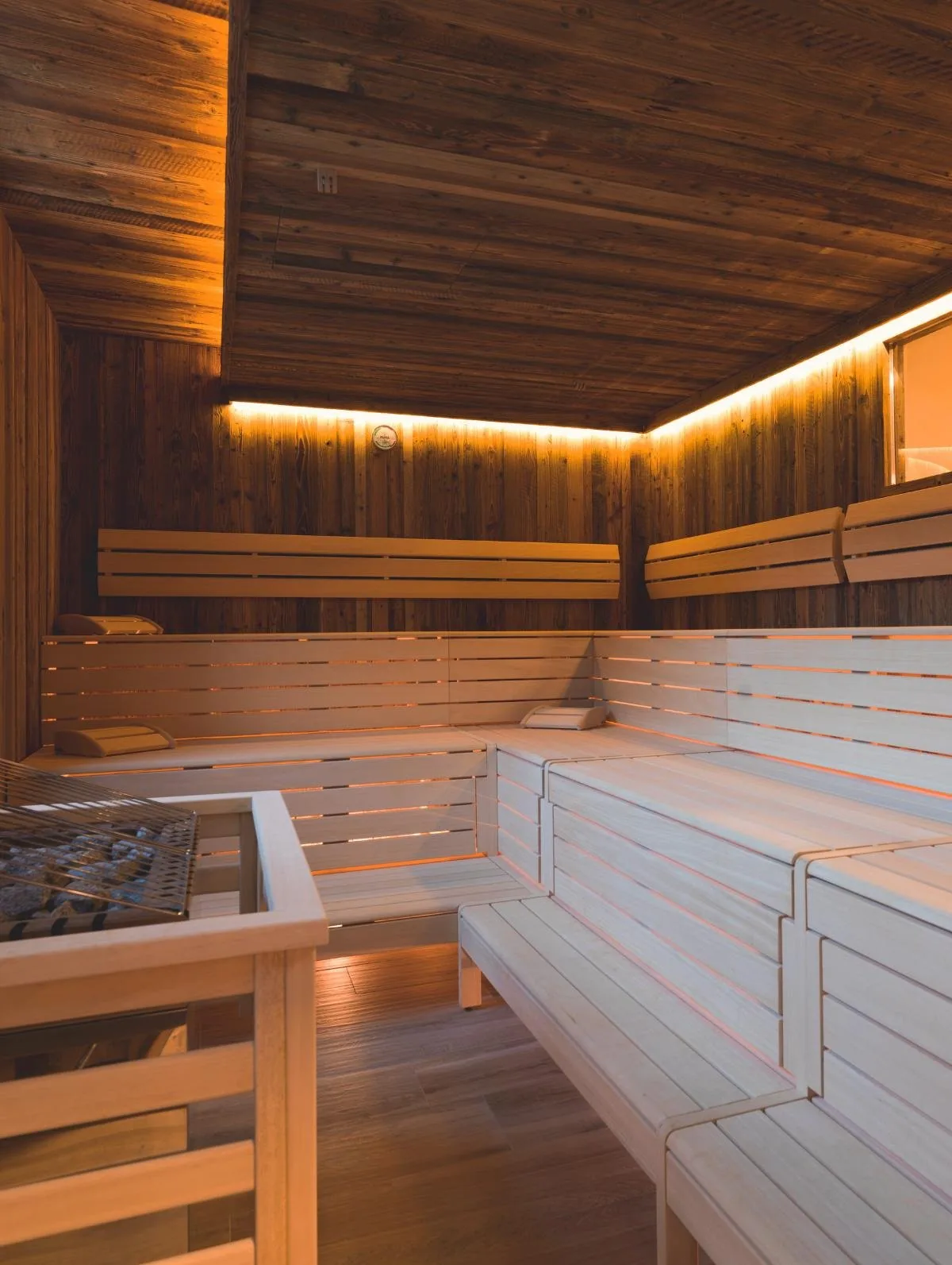 De houten sauna van het hotel